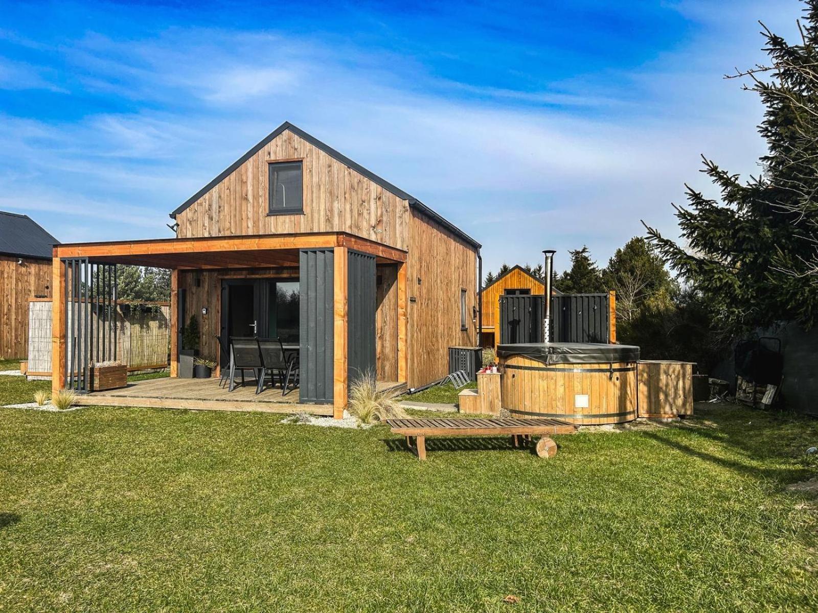 쿠크제보 Marine House-Nowoczesna Stodola Nad Morzem,Duzy Ogrod,Prywatny Hot Tub 빌라 외부 사진